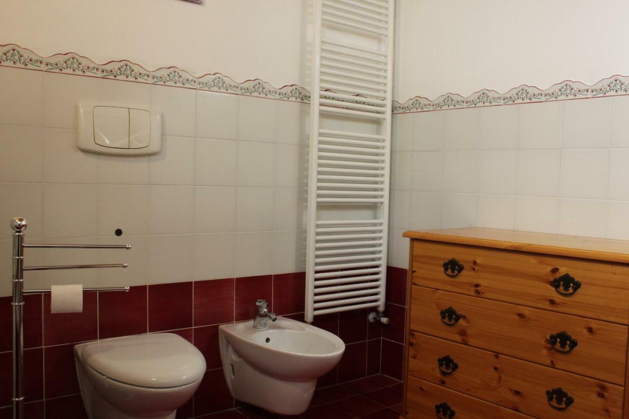 Casa Luisa Apartment Bardolino Bagian luar foto
