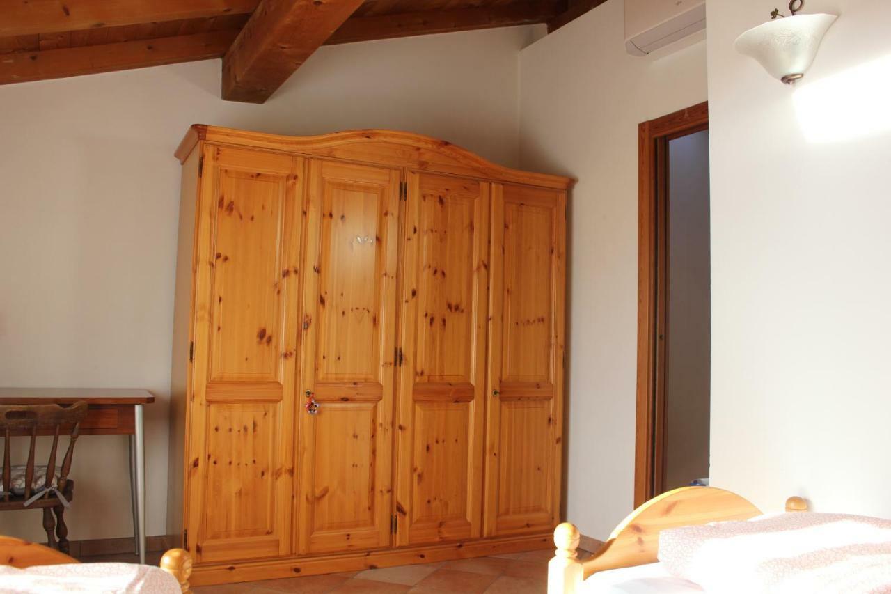 Casa Luisa Apartment Bardolino Bagian luar foto