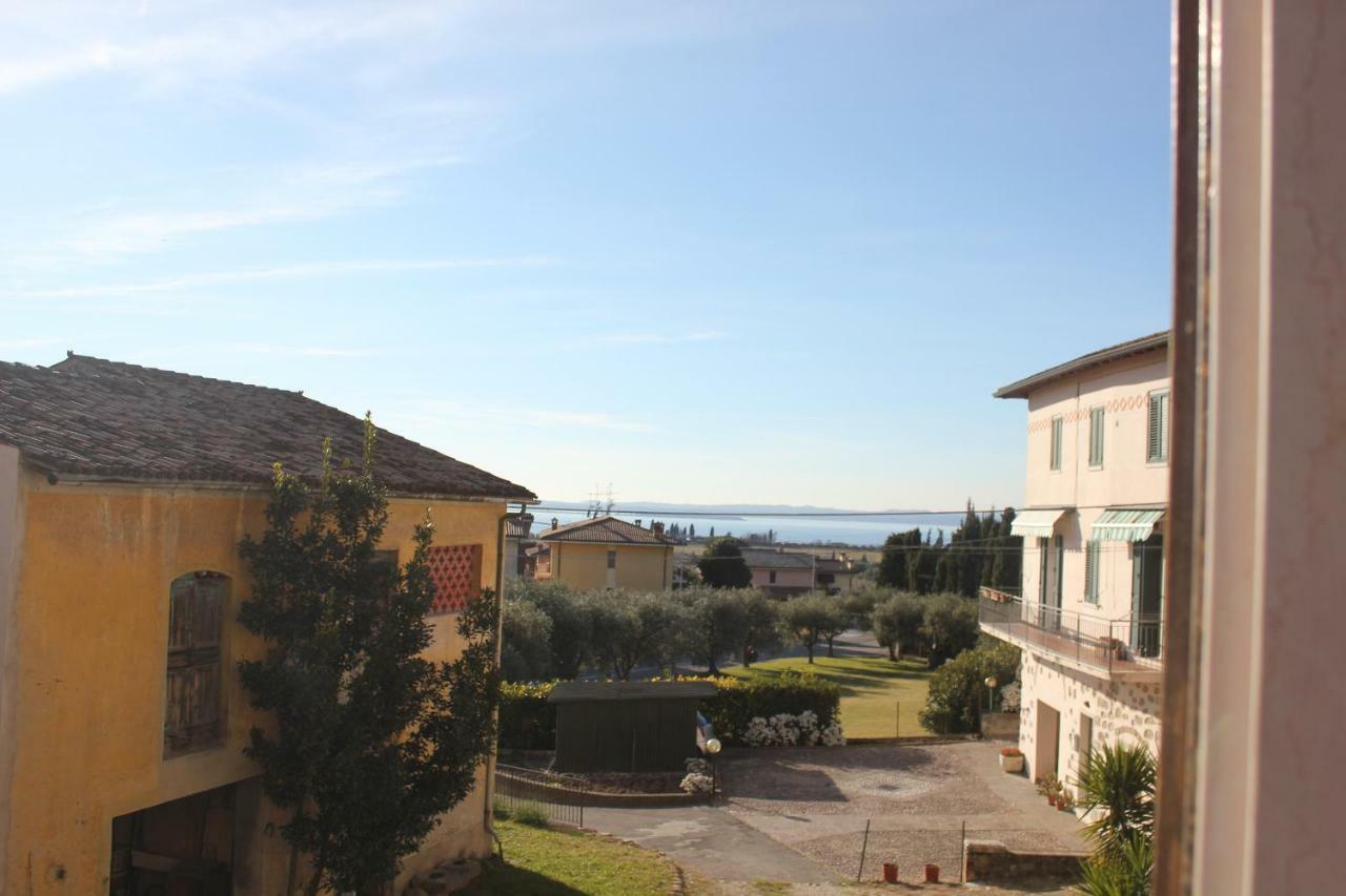 Casa Luisa Apartment Bardolino Bagian luar foto